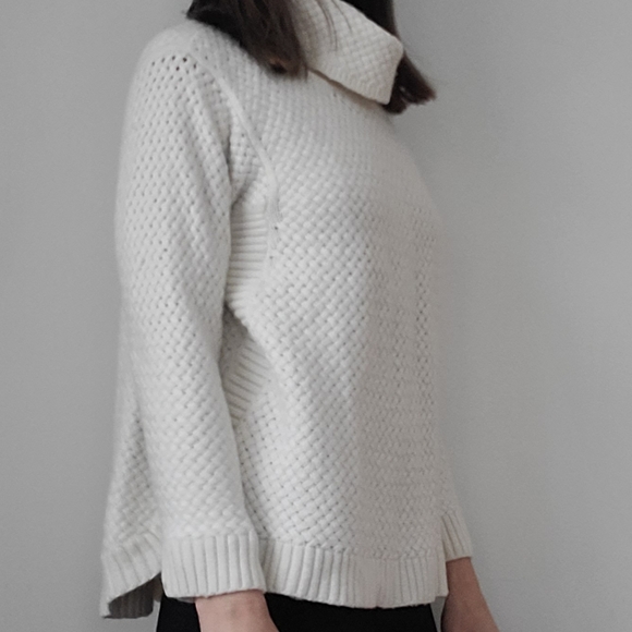 Alfred Sung Women's Turtleneck Sweater - Picture 2 of 6